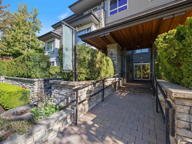 603-7478 Byrnepark Walk, Burnaby, BC, V3N 0B5 - 3