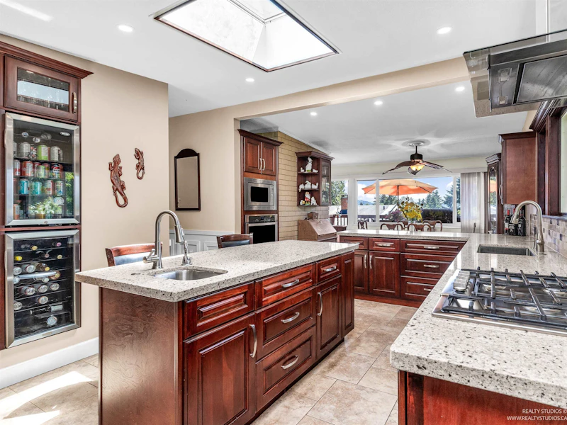2990 Eddystone Crescent, North Vancouver BC V7H 1B9