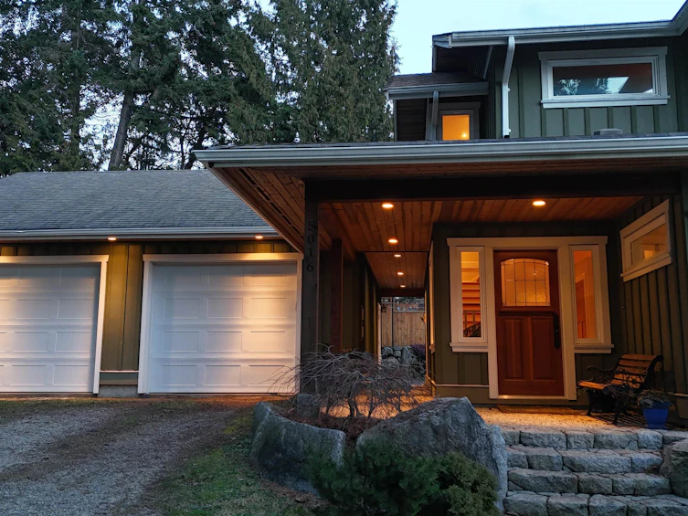 5012 Geer Road, Sechelt, BC, V7Z 0B9 - 2
