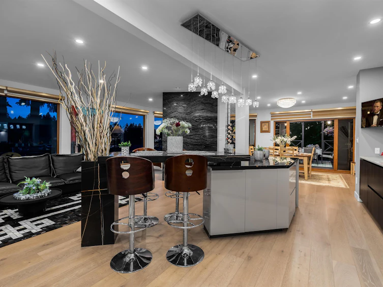 5797 Marine Drive, West Vancouver, BC, V7W 2S1 - 10