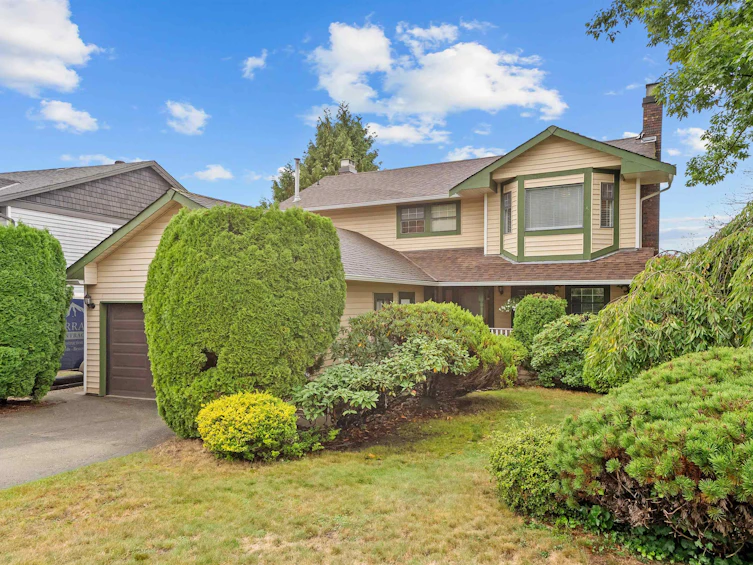 20460 Dale Drive, Maple Ridge, BC, V2X 8V9 - 2
