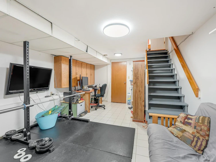6979 Gladstone Street, Vancouver, BC, V5P 4G4 - 13