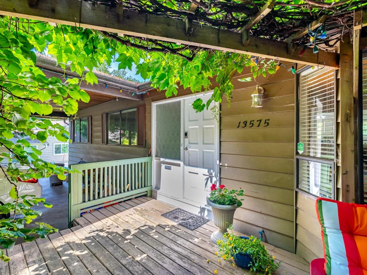 13575 Crestview Drive, Surrey, BC, V3R 6V6 - 32