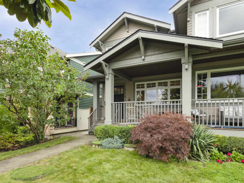 340 E 12th Street, North Vancouver BC