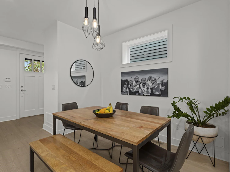 340 E 12th Street, North Vancouver, BC, V7L 2J9 - 7