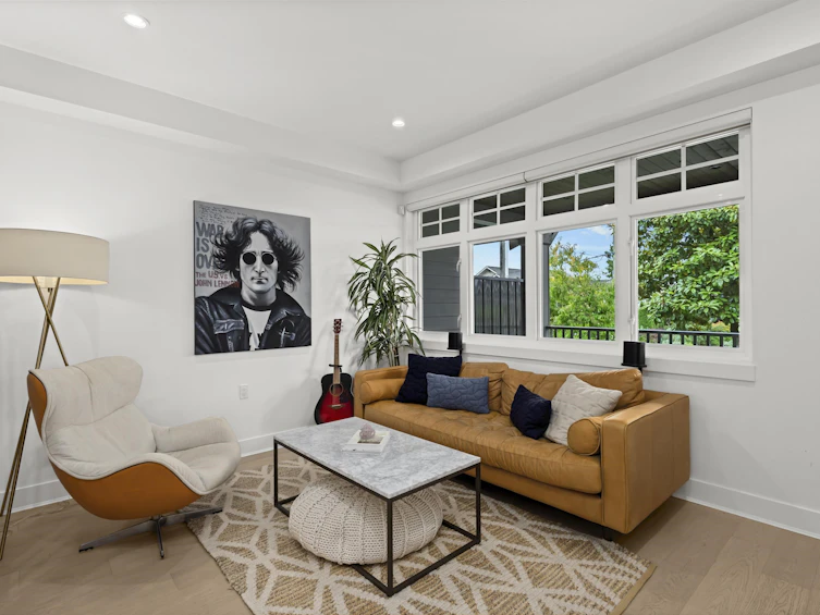 340 E 12th Street, North Vancouver, BC, V7L 2J9 - 6