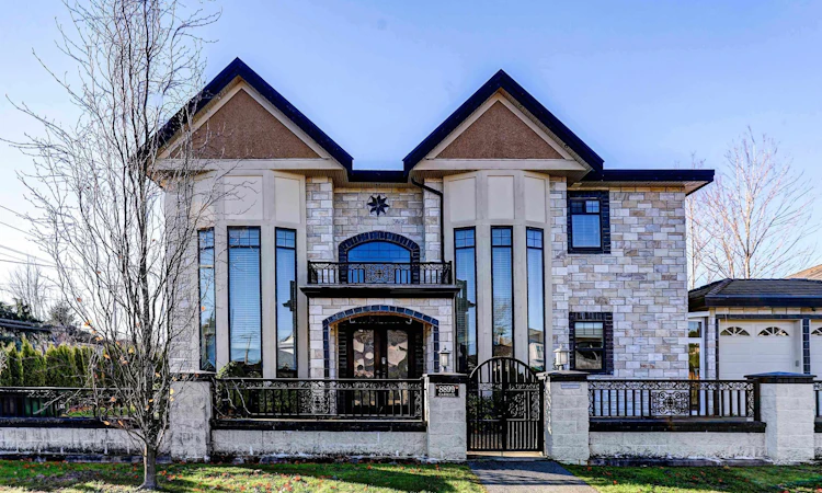 8899 Carrick Road