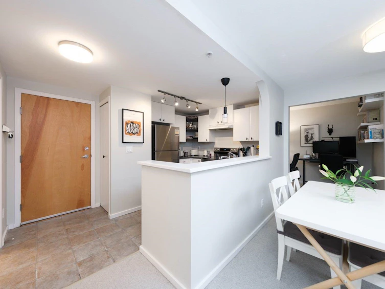 201-1111 Lynn Valley Road, North Vancouver, BC, V7J 3V4 - 13