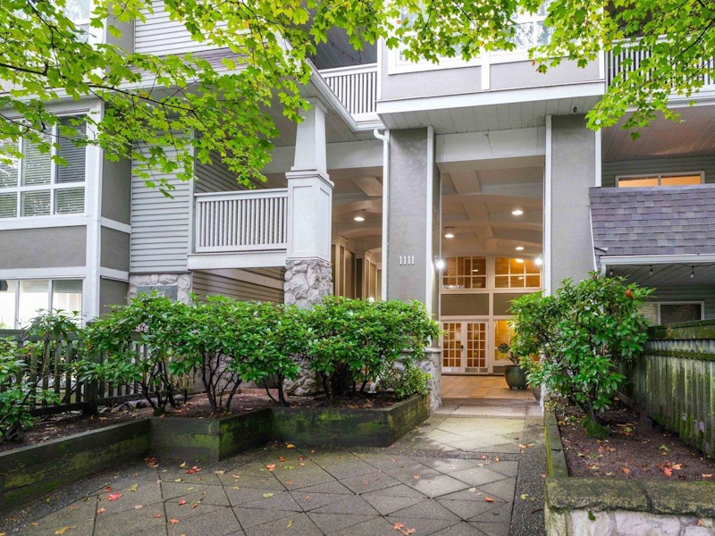 201 - 1111 Lynn Valley Road, North Vancouver BC V7J 3V4