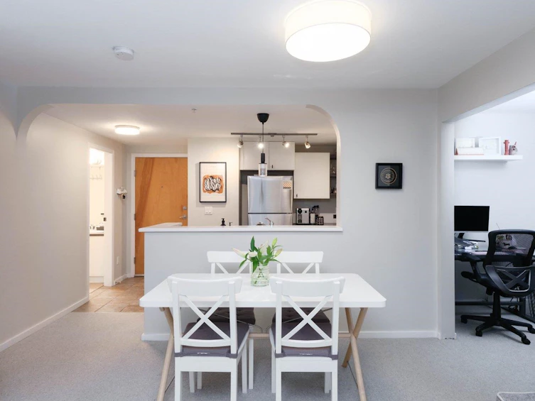 201-1111 Lynn Valley Road, North Vancouver, BC, V7J 3V4 - 8