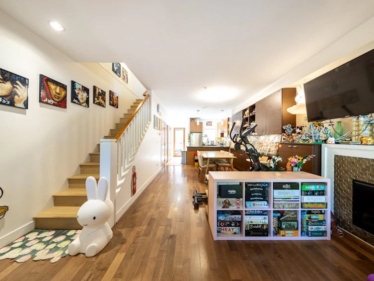 1016 W 45th Avenue, Vancouver, BC, V6M 2G6 - 16