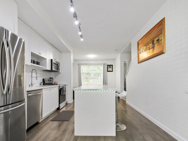 109-8168 136a Street, Surrey, BC, V3W 2Z6 - 13
