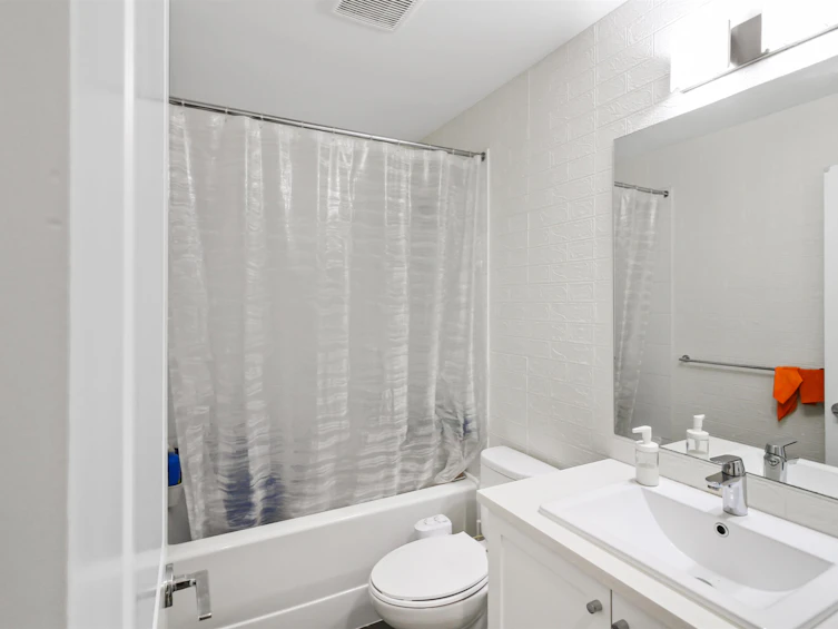 109-8168 136a Street, Surrey, BC, V3W 2Z6 - 24