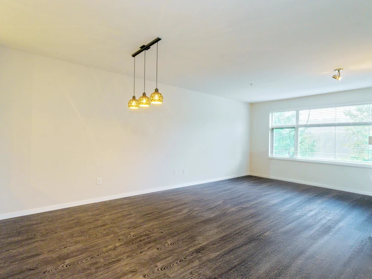 302-300 Klahanie Drive, Port Moody, BC, V3H 5K8 - 3