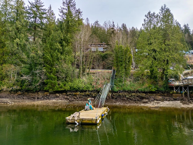 3944 Marine Avenue, Port Moody, BC, V3H 4R9 - 37