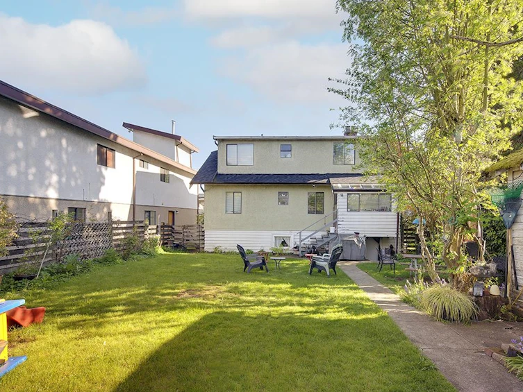 1373 W 64th Avenue, Vancouver, BC, V6P 2N3 - 10