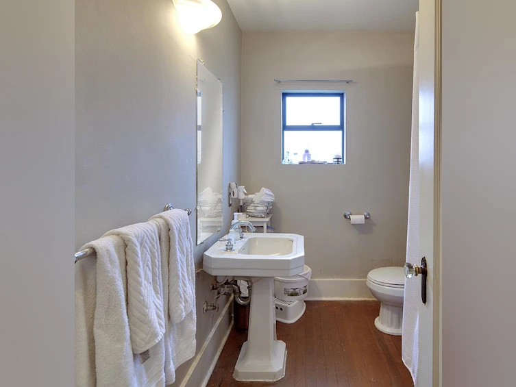 1373 W 64th Avenue, Vancouver, BC, V6P 2N3 - 23