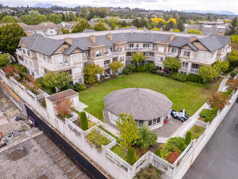 208 - 6359 198th Street, Langley BC V2Y 2E3