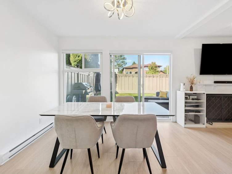 403-4900 Francis Road, Richmond, BC, V7C 4R5 - 5
