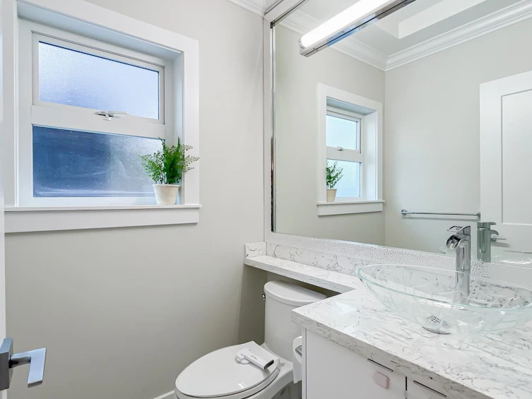 101-6571 No. 4 Road, Richmond, BC, V6Y 2T2 - 10