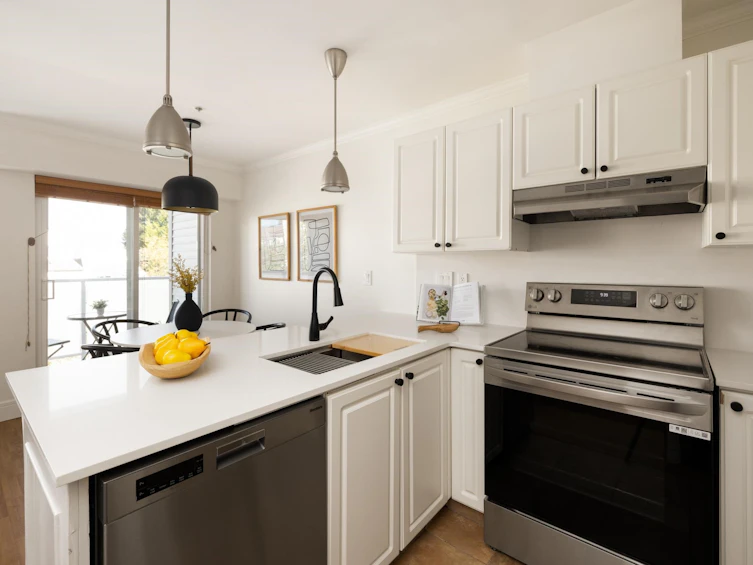 303-788 E 8th Avenue, Vancouver, BC, V5T 1T4 - 10