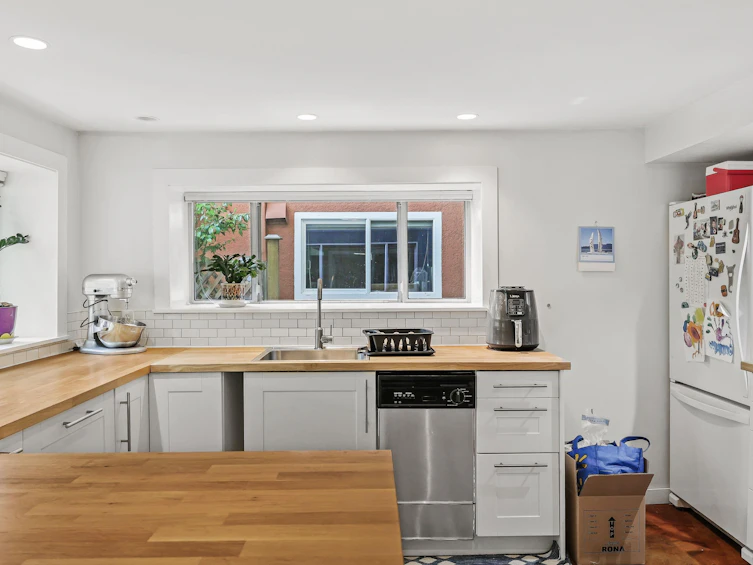 2274 E 7th Avenue, Vancouver, BC, V5N 1S7 - 18