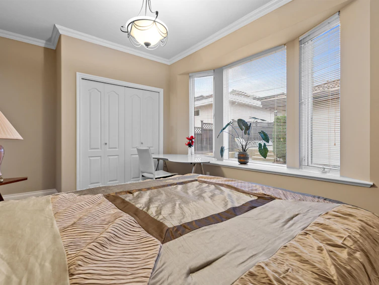 38 N Glynde Avenue, Burnaby, BC, V5B 1G7 - 21
