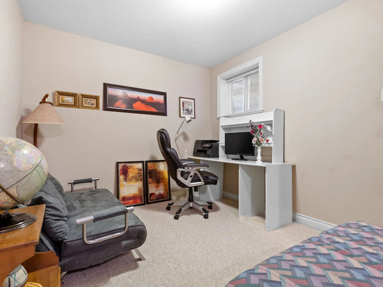 38 N Glynde Avenue, Burnaby, BC, V5B 1G7 - 24