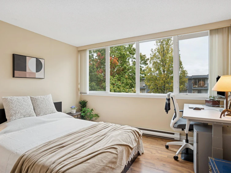 3917 Pender Street, Burnaby, BC, V5C 2L7 - 25