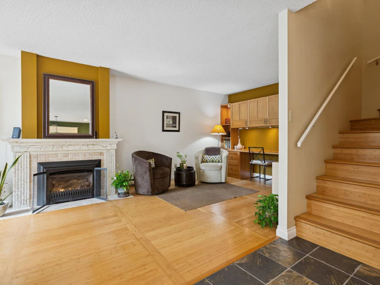 3917 Pender Street, Burnaby, BC, V5C 2L7 - 6