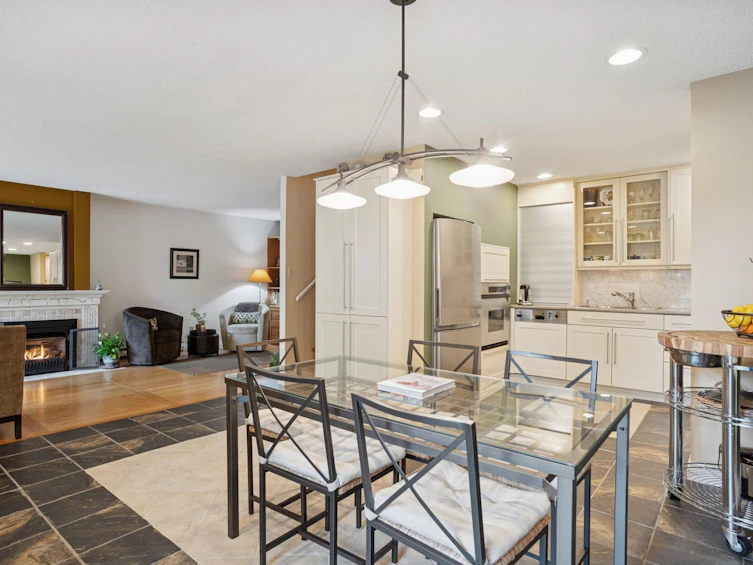 3917 Pender Street, Burnaby, BC, V5C 2L7 - 10