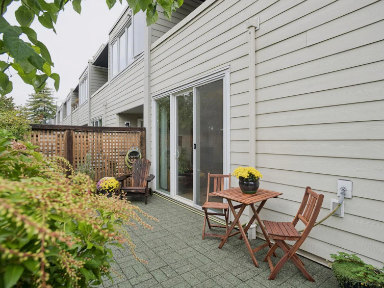 3917 Pender Street, Burnaby, BC, V5C 2L7 - 29