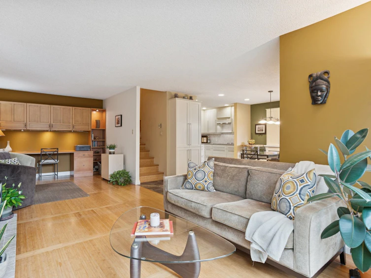 3917 Pender Street, Burnaby, BC, V5C 2L7 - 9