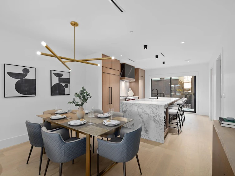 2505 W 37th Avenue, Vancouver, BC, V6N 2T3 - 8