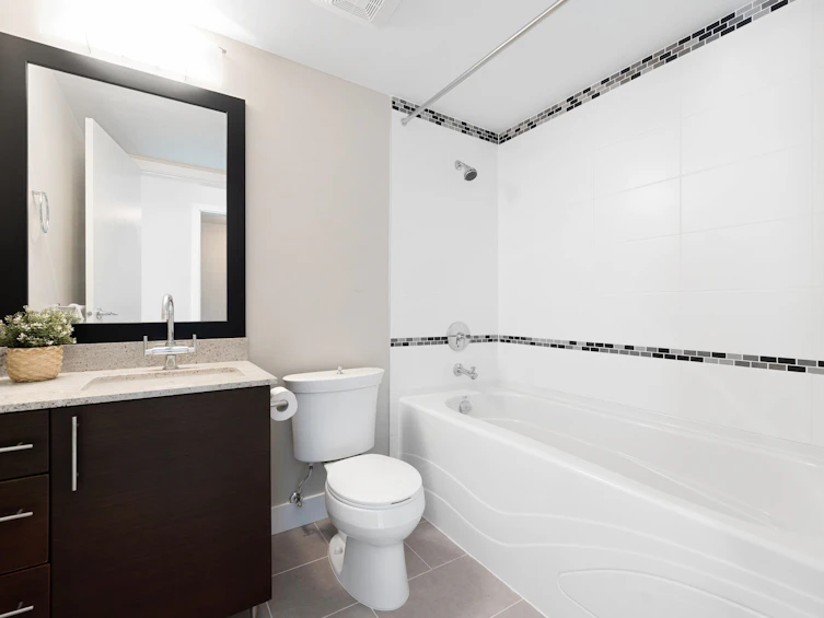311-14300 Riverport Way, Richmond, BC, V6W 0A4 - 19