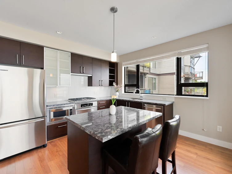 311-14300 Riverport Way, Richmond, BC, V6W 0A4 - 6