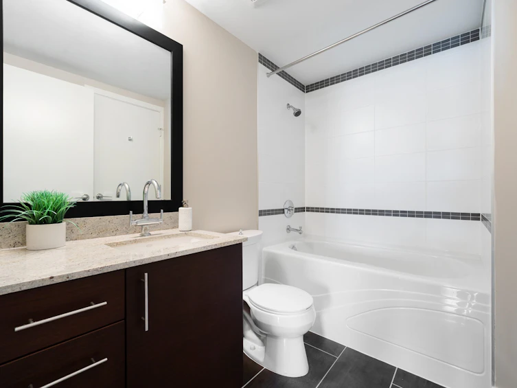311-14300 Riverport Way, Richmond, BC, V6W 0A4 - 20