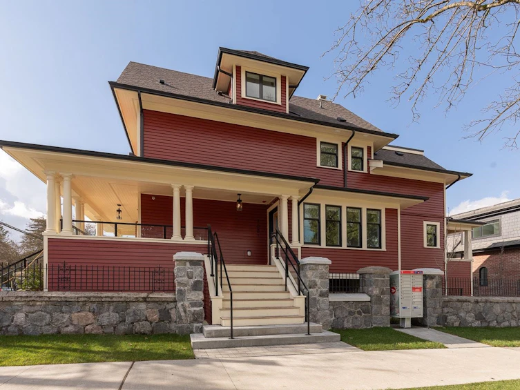 1081 Semlin Drive, Vancouver, BC, V5L 2N6
