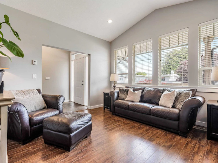 10011 Killarney Drive, Chilliwack, BC, V2P 5P7 - 11