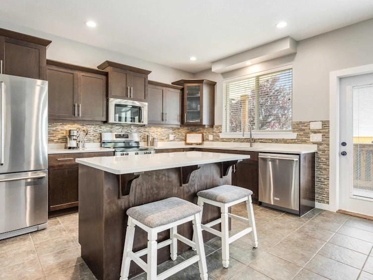 10011 Killarney Drive, Chilliwack, BC, V2P 5P7 - 3