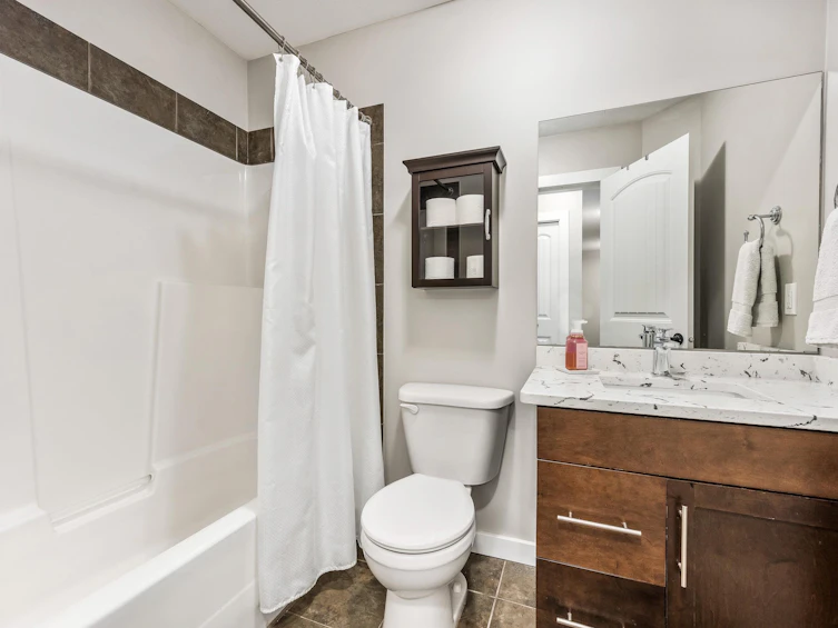 10011 Killarney Drive, Chilliwack, BC, V2P 5P7 - 32