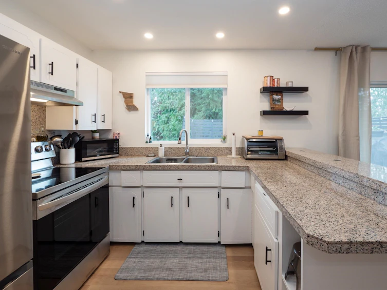 617 Gower Point Road, Gibsons, BC, V0N 1V8 - 4
