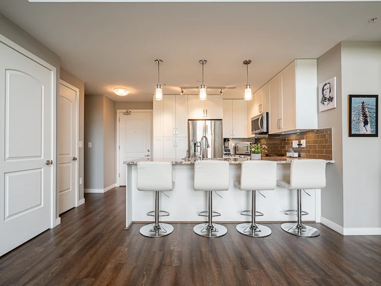 410-6490 194 Street, Surrey, BC, V4N 6J9 - 6