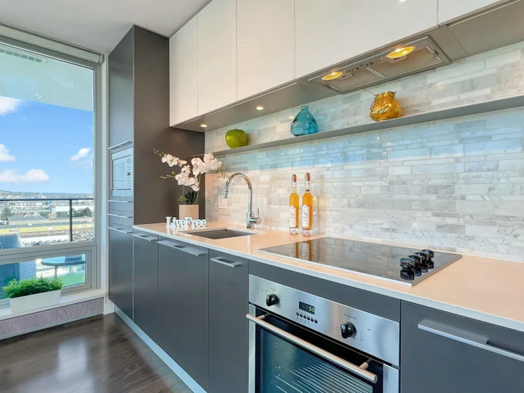 1004-8131 Nunavut Lane, Vancouver, BC, V5X 0E2 - 16