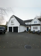10187 Williams Road