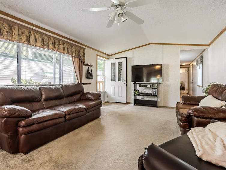 27-46484 Chilliwack Lake Road, Chilliwack, BC, V2R 3R7 - 8