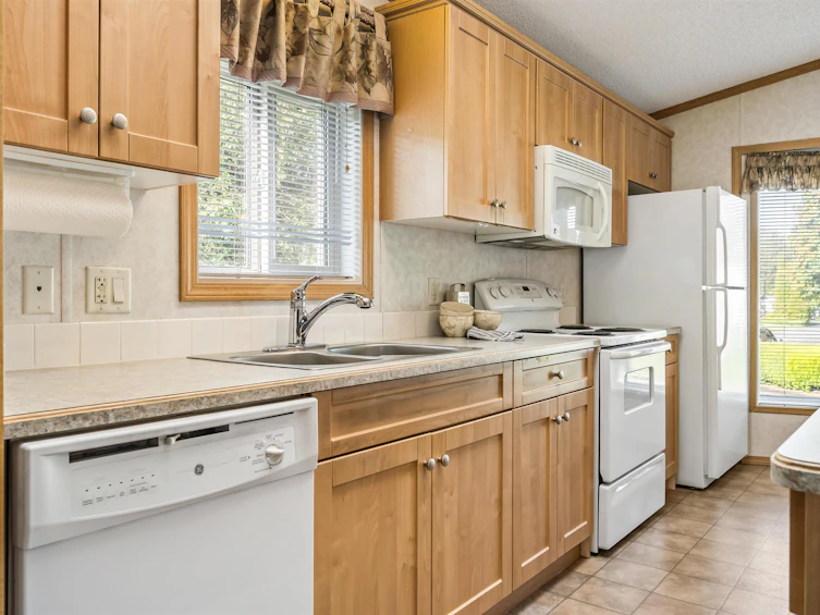 27-46484 Chilliwack Lake Road, Chilliwack, BC, V2R 3R7 - 11