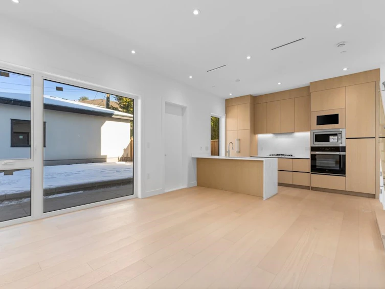 2-1315 W 64th Avenue, Vancouver, BC, V6P 2M9 - 4