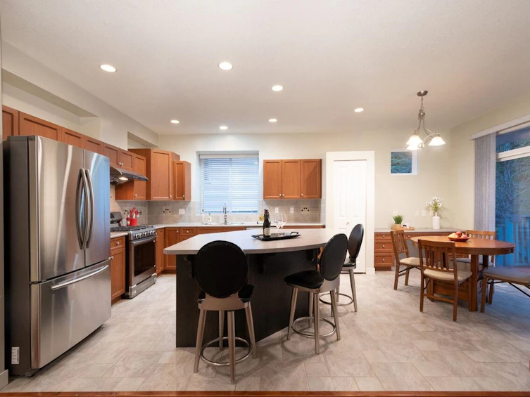 82 Cliffwood Drive, Port Moody, BC, V3H 5M1 - 11