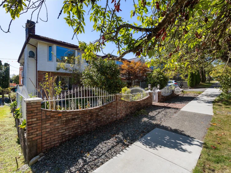 2472 E 12th Avenue, Vancouver, BC, V5M 2C2 - 33